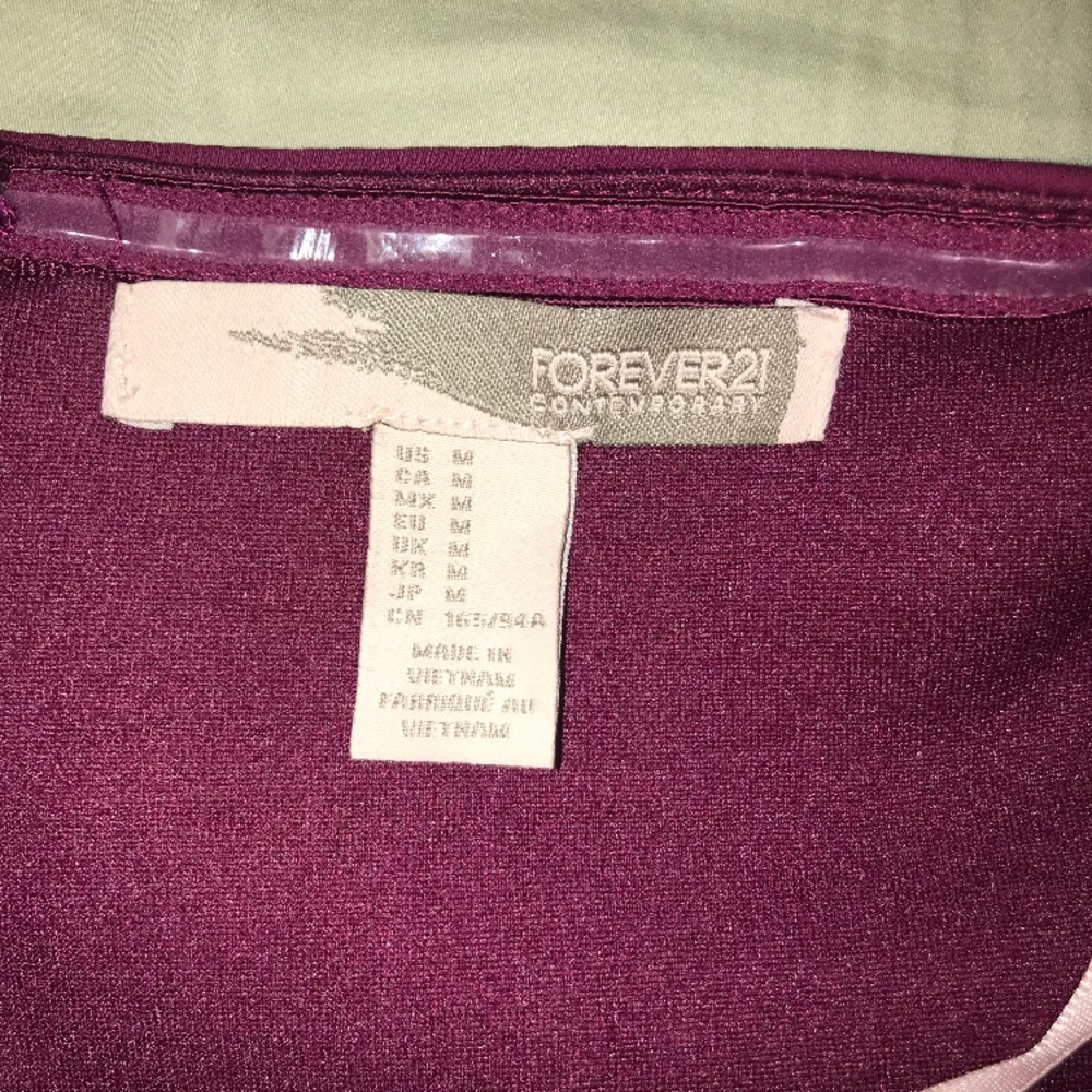 maroon 👗💖 - Picture 2 of 3